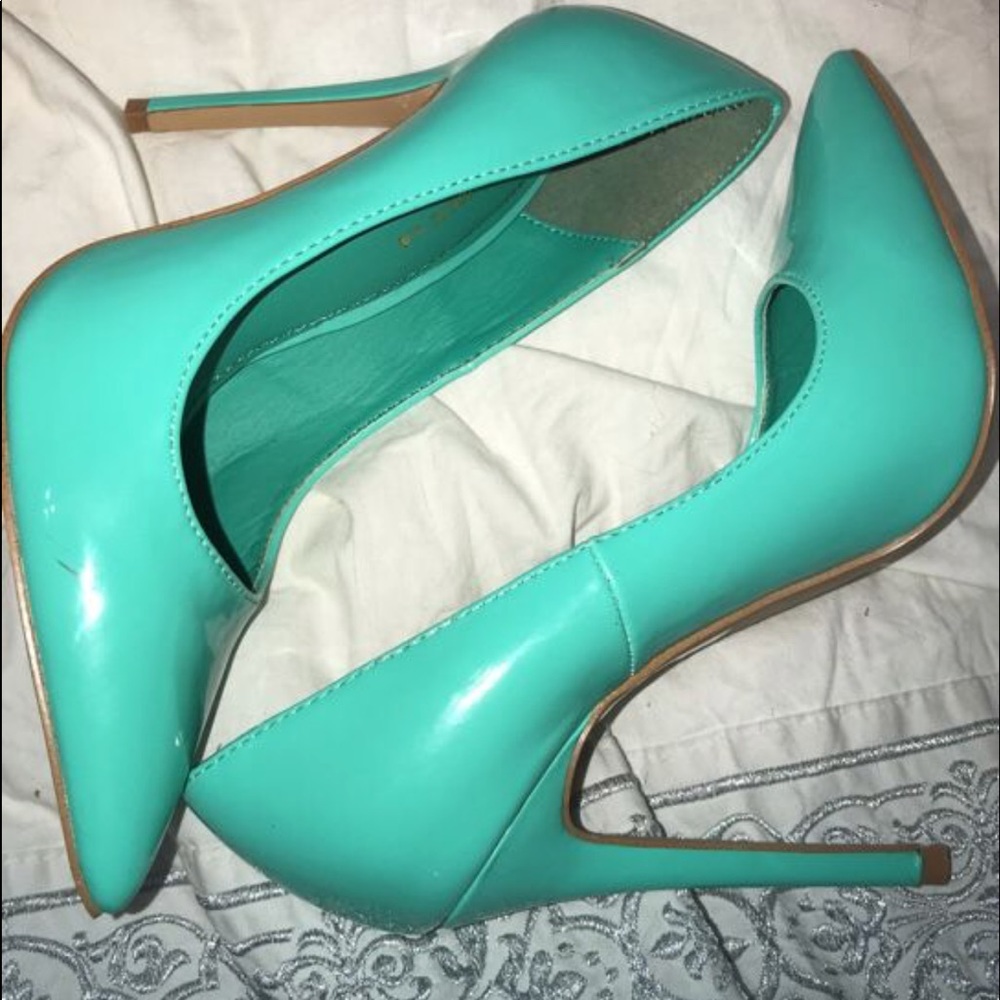 Multi Colored Lola Shoetique Classy Heels